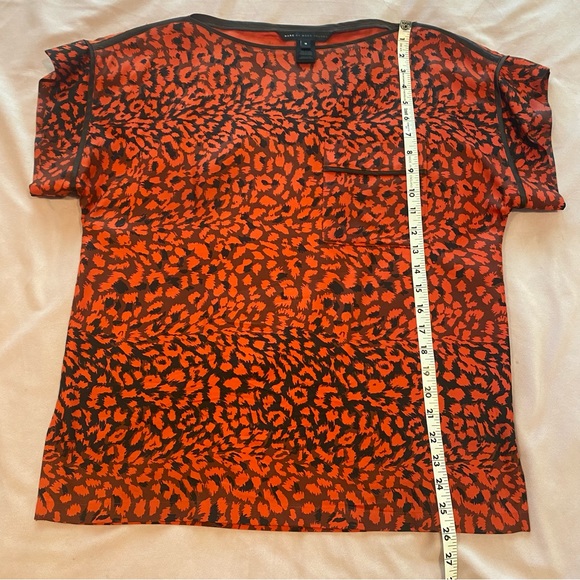 Marc by Marc Jacobs Silk Animal Print Top - Picture 5 of 11